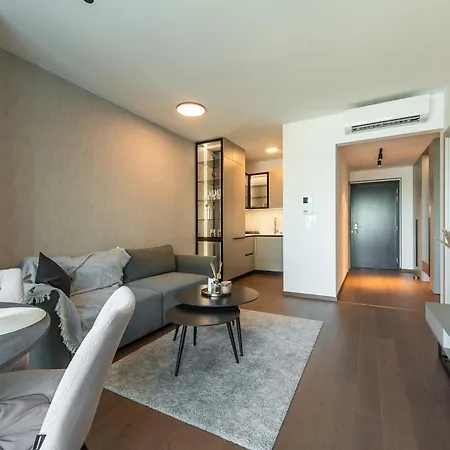 Apartment Nikas Eurovea - Free Parking Bratislava