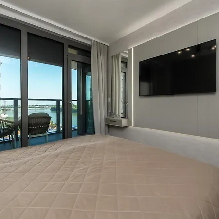 Nikas Eurovea - Free Parking Apartment *