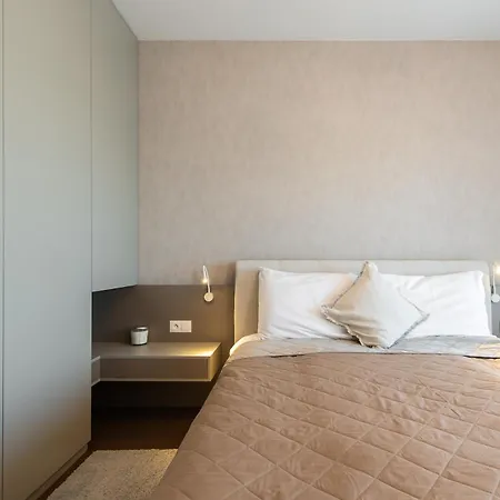 Nikas Eurovea - Free Parking Apartment Bratislava