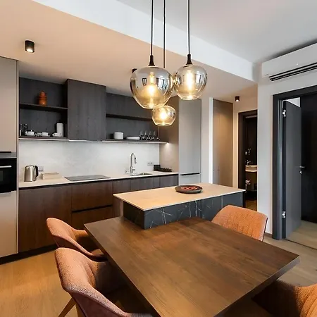 Nikas Eurovea - Free Parking Apartman *