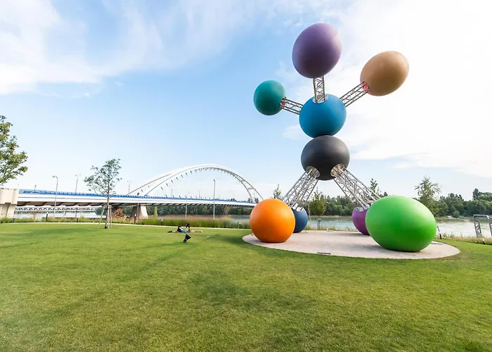 Nikas Eurovea - Free Parking