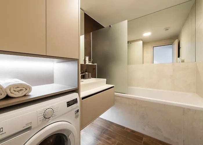 Nikas Eurovea - Free Parking Apartman