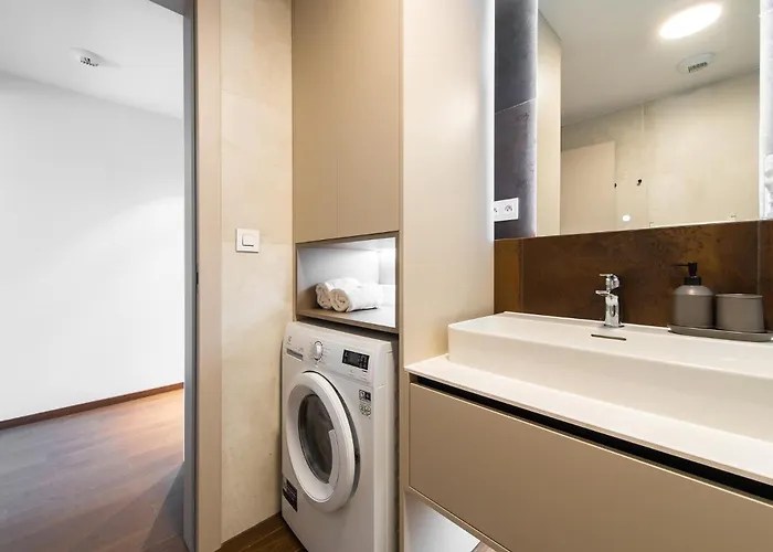 Nikas Eurovea - Free Parking * 브라티슬라바